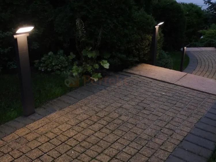 Lampa ogrodowa LED stojąca słupek nowoczesny NEO 100cm 4000K antracyt perfektmarket (5).webp
