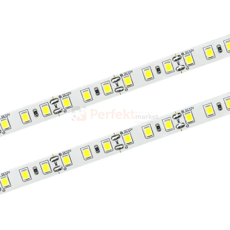 zastosowanie tasm led na sufitach podwieszanych led house.jpg