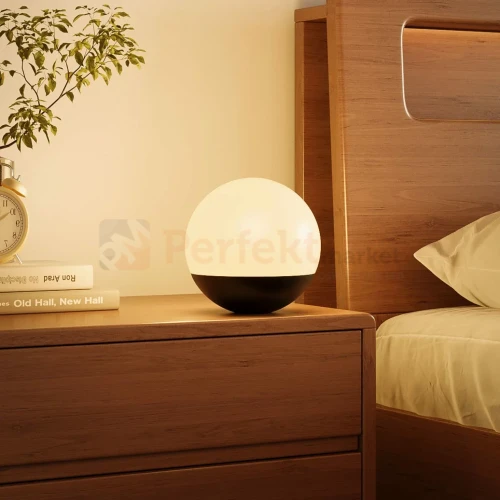 Lampka biurkowa LED PAKO okrągła kula trzy poziomy świecenia USB-C p (1).webp