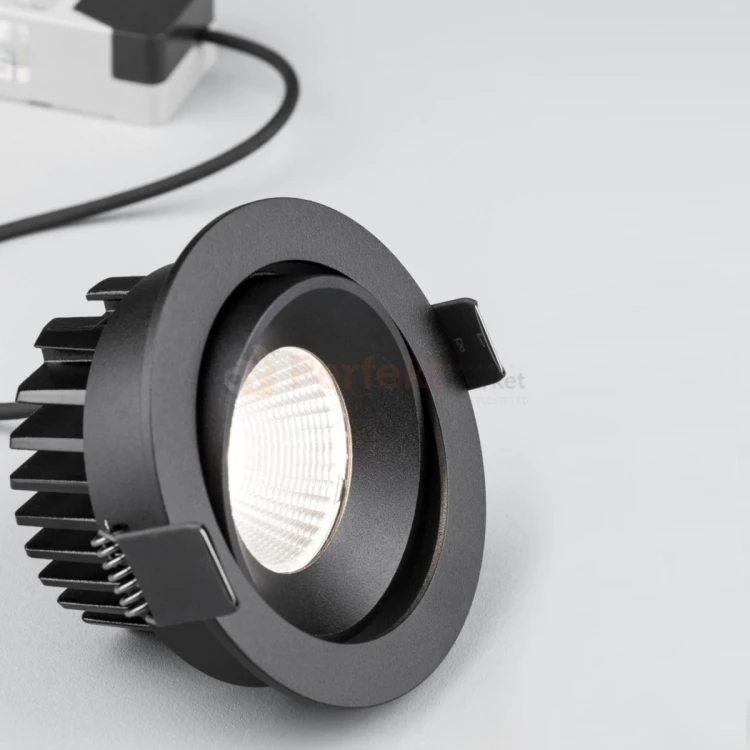 Oprawa sufitowa LED wpuszczana punktowa IP65 Mallorca regulowana 38° 12W 3000K czarna perfektmarket 6.webp