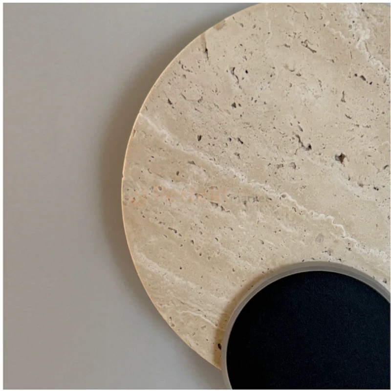 Eclipse Wall kinkiet z trawertynu LED okrągły design naturalny perfektmarket (1).webp
