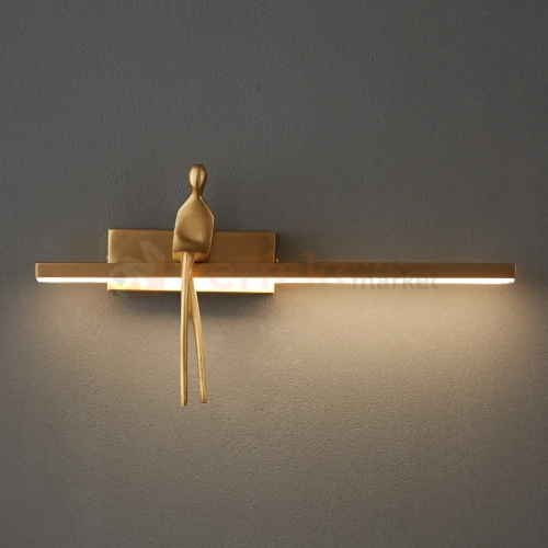 Lampa ścienna kinkiet ze złotą figurą AMICI LED 31 cm złoty perfektmarket (4).webp