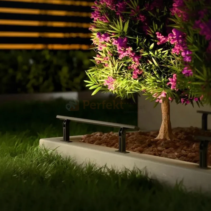 Lampa ogrodowa liniowa hermetyczna LED GARDEN 1m 24V 10W 390lm IP68 IK10 uchwyty 8 cm GRM1 czarna PERFEKT MARKET OLSZTYN