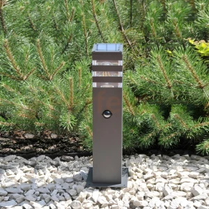 Lampa ogrodowa stojąca TEKSAS 44 1xE27 zewnętrzna z czujnikiem ruchu i zmierzchu grafitowa