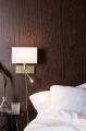 klasyczna-lampa-scienna Savoy 106308 markslojd-kwadratowa cube abazurowa-oprawa-kinkiet-regulowany ruchomy-złota-biala tkanina.jpg