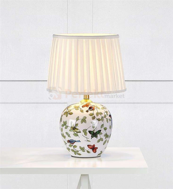 lampa stołowa biurkowa dekoracyjna kwiaty tattoo tatuaż salon_tatuażu kwiecista na tekstylny_abażur do sypialni  mansion 107040 Markslojd ceramika ceramiczna perfektmarket.jpg