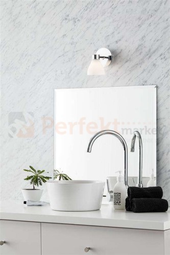 kinkiet szklany do salonu lampa_ścienna cassis ip44 do_łazienki biał biały okrągły szklana mleczne_szkło 106367Markslojd szkło retro modernizm chrom perfektmarket.jpg