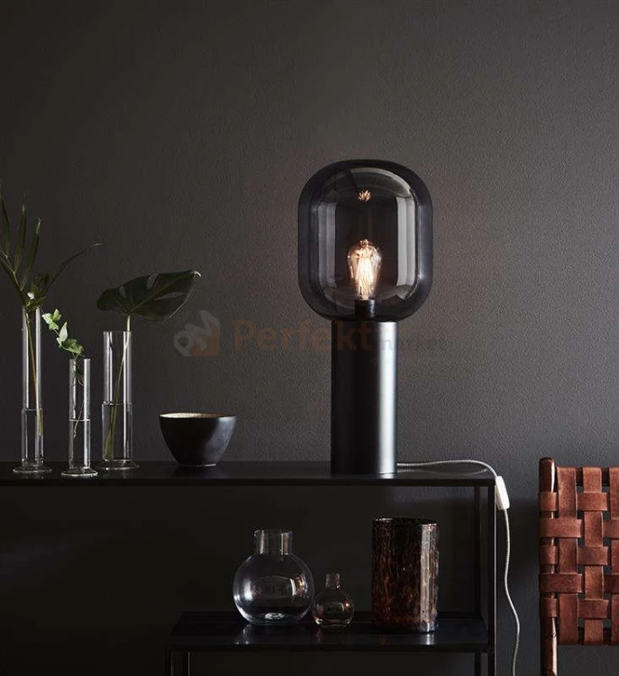 lampa stołowa biurkowa  retro modernistyczna modernizm elegancka szklana szkło przydymiona czarny do sypialni brooklyn 107479 Markslojd  perfektmarket.jpg