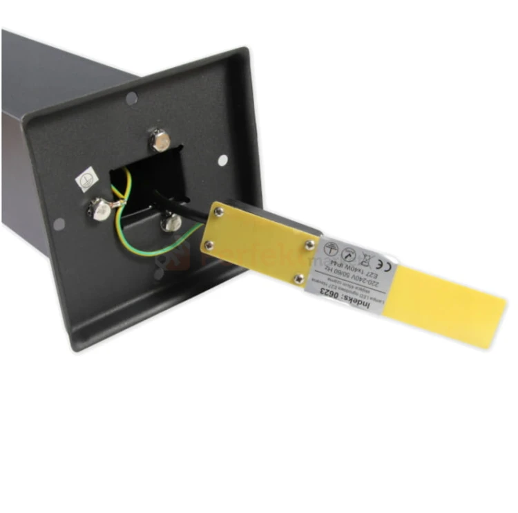 lampa ogrodowa havana stojaca new york 1 perfektmarket.jpg