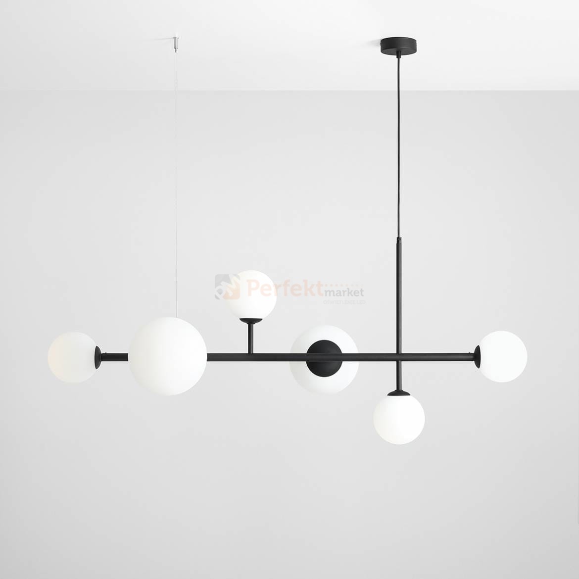 Efektowna lampa wisząca DIONE 6 BLACK Aldex białe kule czarne ramie perfektmarket olsztyn 3.jpeg