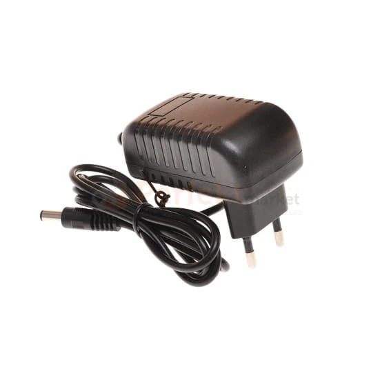 zasilacz-12v-wtyczkowy-1.5a-18w-czarny1-perfektmarket.jpg