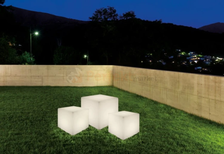 lampa ogrodowa CUMULUS CUBE 8966 świecąca kostka duża wizualizacja perfektmarket.jpg