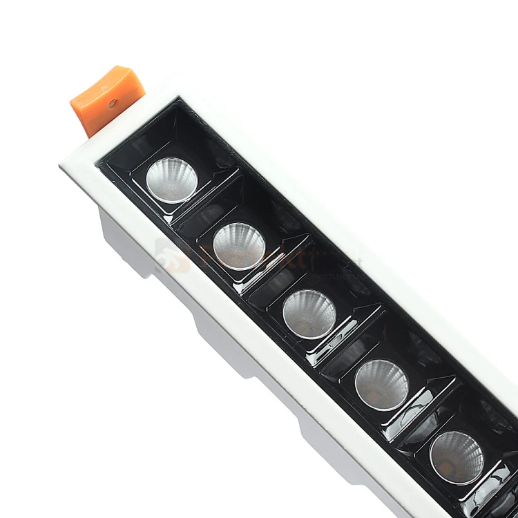lampa liniowa led wpuszczana soczewki 30W biało czarna 3000K 1.jpg