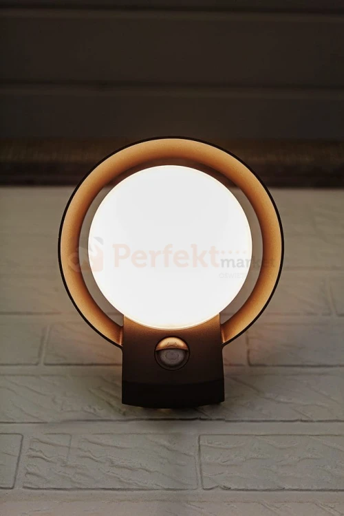 Kinkiet zewnętrzny LED z czujnikiem PIR POLO Lutec 5205702118 3.jpg