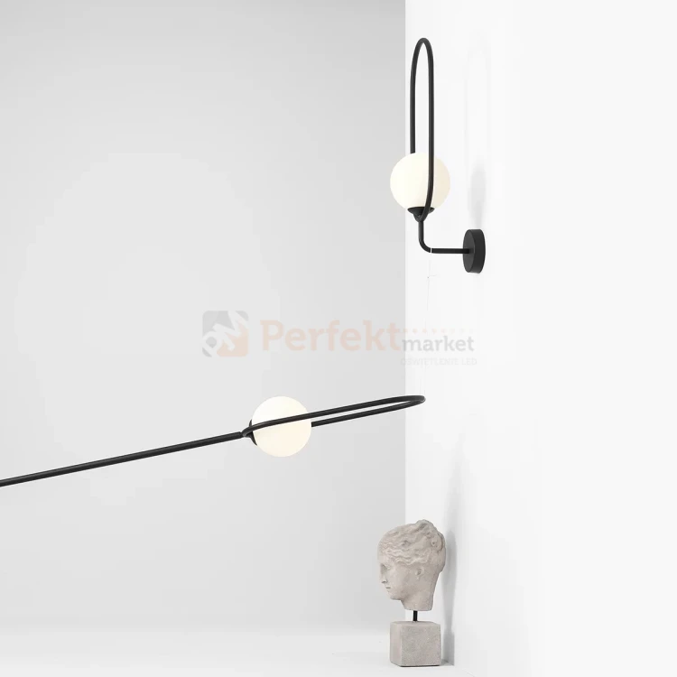 Riva wall perfektmarket.jpg