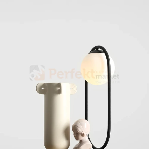 Riva table aranz perfektmarket.jpg