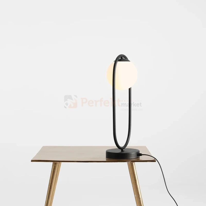 Riva table detal perfektmarket.jpg