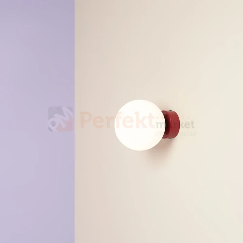 1-ball-wall-red-wine-male perfektmarket.jpg