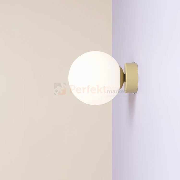 2-ball-wall-khaki-male perfektmarket.jpg
