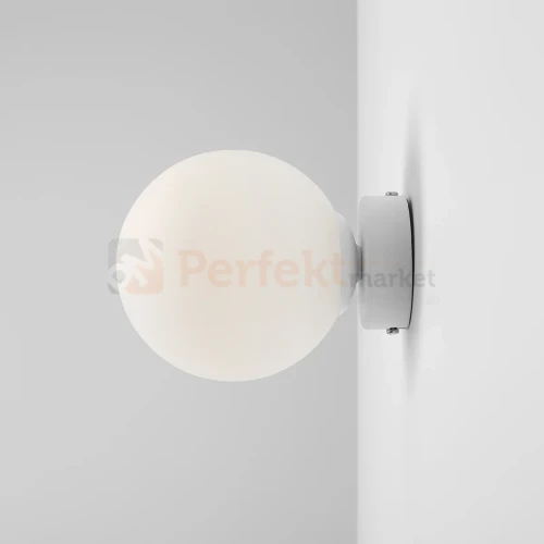 1-ball-wall-white-14-male perfektmarket.jpg