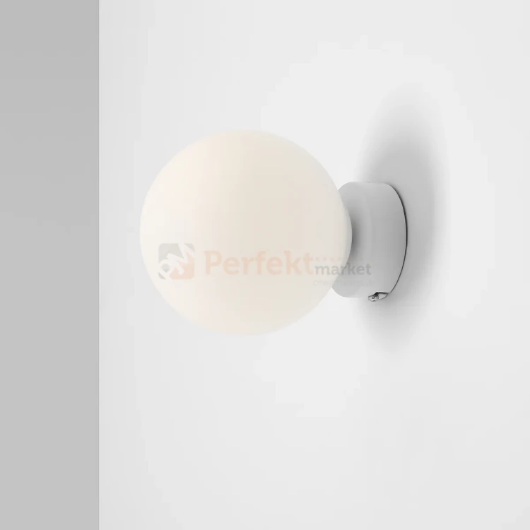 2-ball-wall-white-14-male perfektmarket.jpg