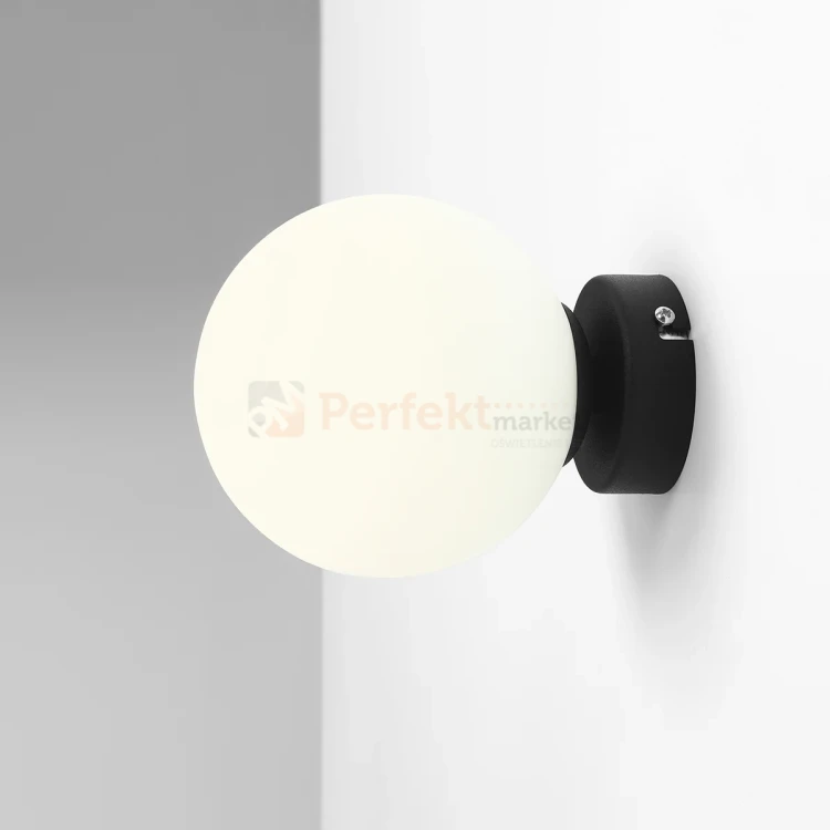 3-ball-wall17-male perfektmarke.jpg