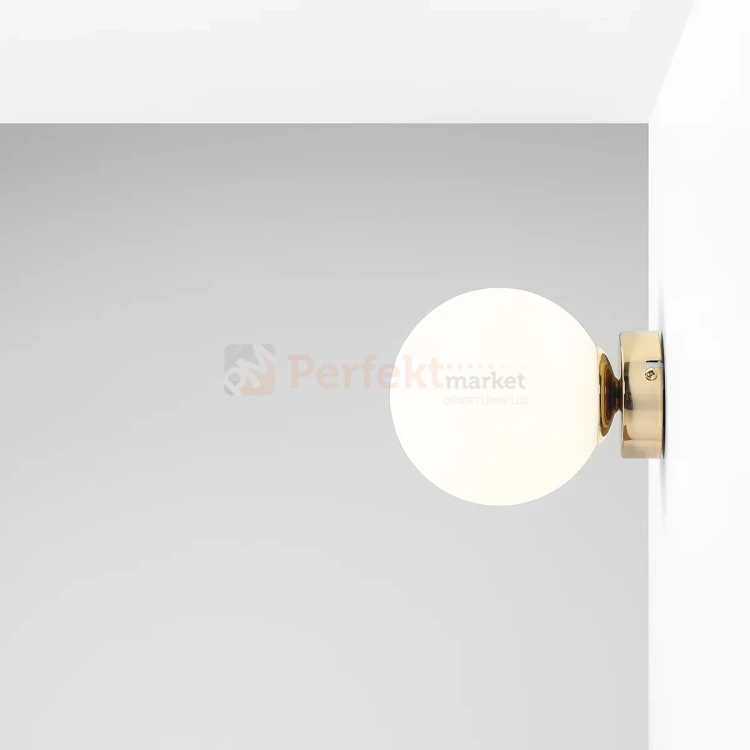 1-ball-wall-14-gold-male perfektmarket.jpg