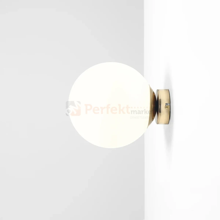 2-ball-wall-gold2014-male perfektmarket.jpg