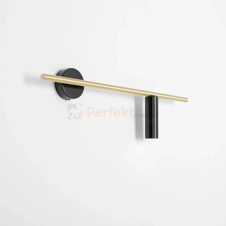 5-trevo-wall-right-male-1 perfektmarket.jpg