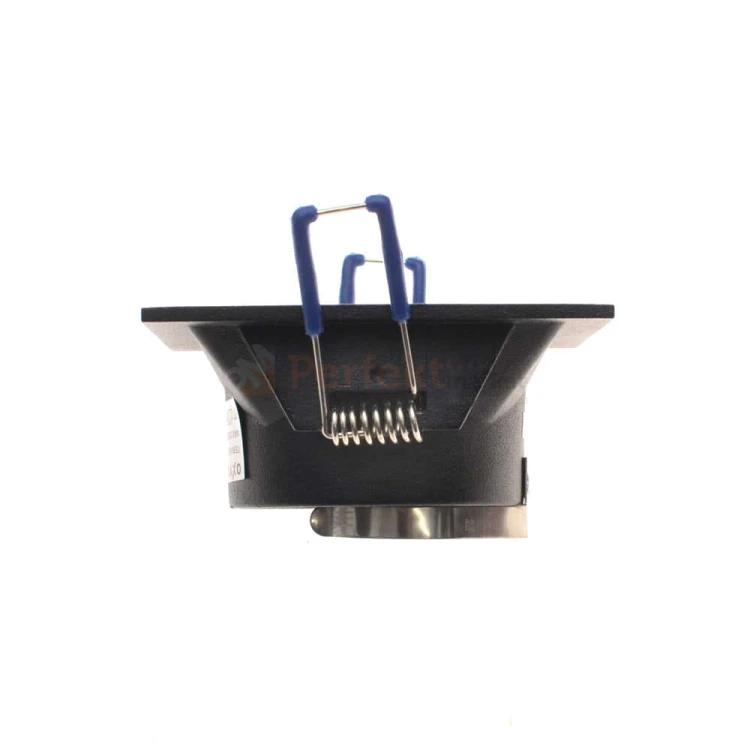 oprawa_halogenowa oprawa_kwadratowa kkwadratowa czarna czarny podtynkowa wpuszczana oświetlenie_led oprawa_led oświetlenie żarówki_led lampy_sufitowe halogeny_led oprawy_do_łazienki lampa_led crosti pero 1501011 perfektmarket