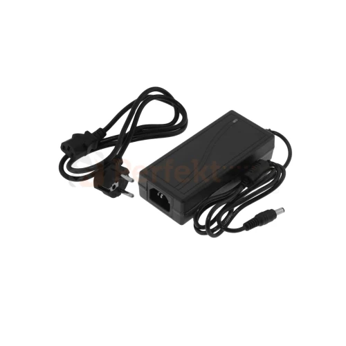 zasilacz wtyczkowy desktop IP20 5A 12V 60W wtyk męski 2,1 5,5 perfektmarket.webp