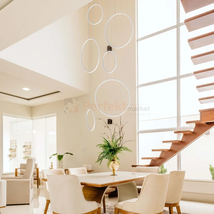 Lampa wisząca LED SHAPE no.8 ringi 90cm ściemnialna 3000K aranżacja perfektmarket.webp
