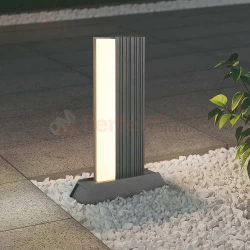 Lampa ogrodowa stojąca MARIZA antracyt słupek LED 50 cm TRIO 547060142 aranżacja 1 perfektmarket.webp