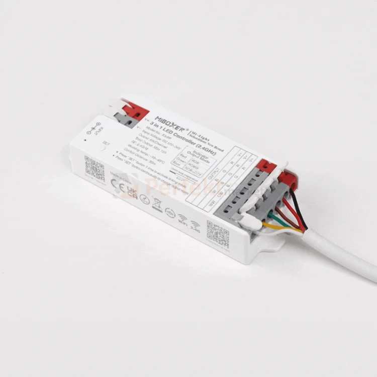 kontroler RF 3w1 RGB, RGBW, RGBCCT miBoxer E3-RF szybkozłącza 2 perfektmarket.webp