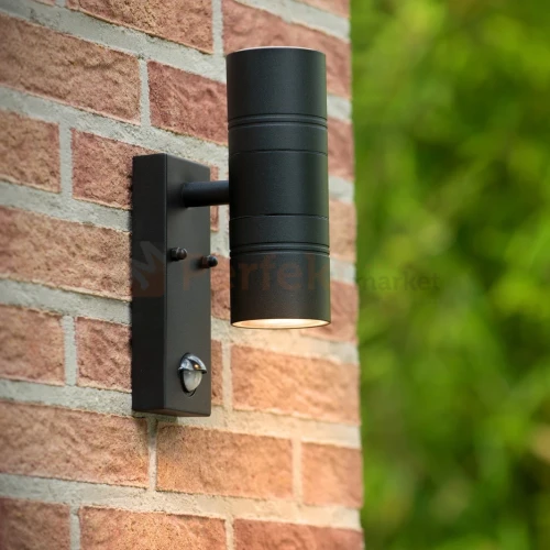 ARNE LED kinkiet ścienny zewnętrzny z czujnikiem ruchu czarny GU10 IP44 2 perfektmarket.webp