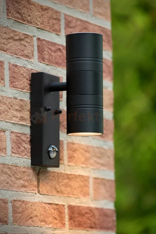 ARNE LED kinkiet ścienny zewnętrzny z czujnikiem ruchu czarny GU10 IP44 3 perfektmarket.webp