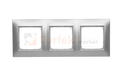 DR3_43 Ramka 3- krotna, srebrny mat, metalizowany Simon 54 perfektmarket (1).webp