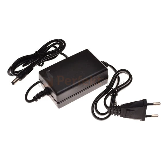ZASILACZ-12V-DESKTOP-2A-24W-PERFEKTMARKET.jpg