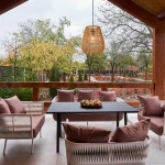 lampa wisząca zewnętrzna boho rattanowa NERIDA IP44 LUCIDE aranż perfektmarket.webp