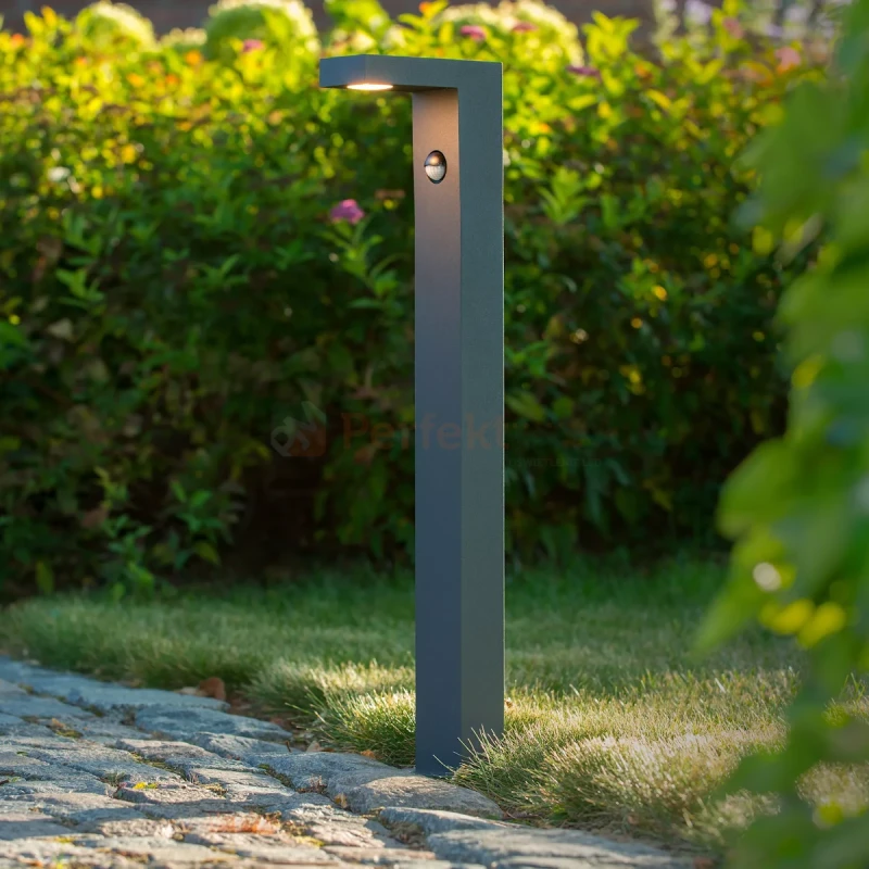 Lampa zewnętrzna stojąca słupek ogrodowy z czujnikiem PIR TEXAS IP54 3000K 60 cm antracyt 288 (5).webp