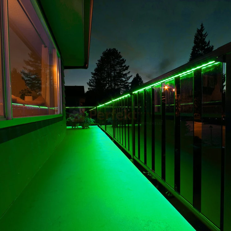 zielona tasma led przyklad 2.jpg