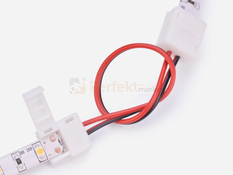 id-0082 zlaczka katowa do tasm led 8mm ip65.jpg